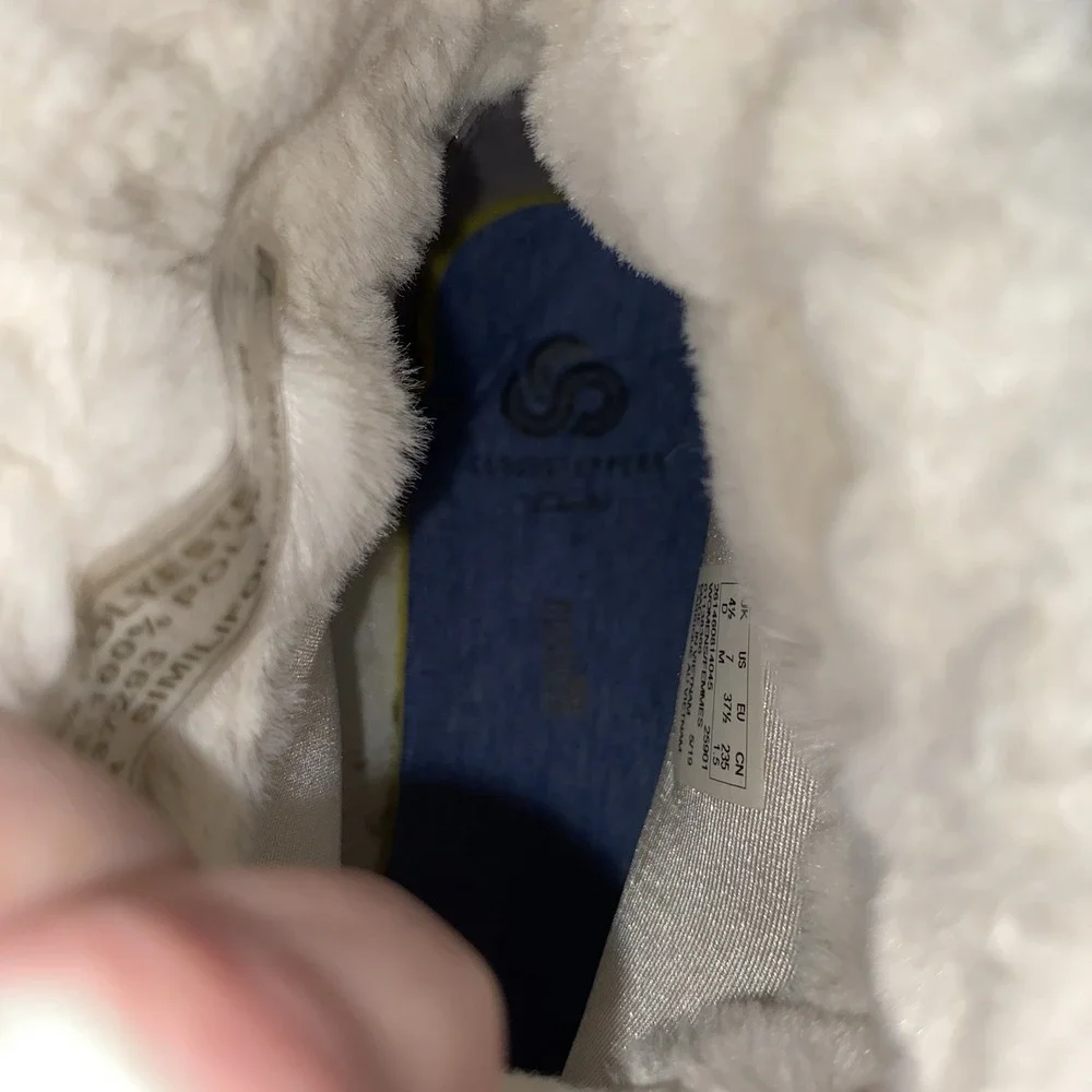 Clarks women step